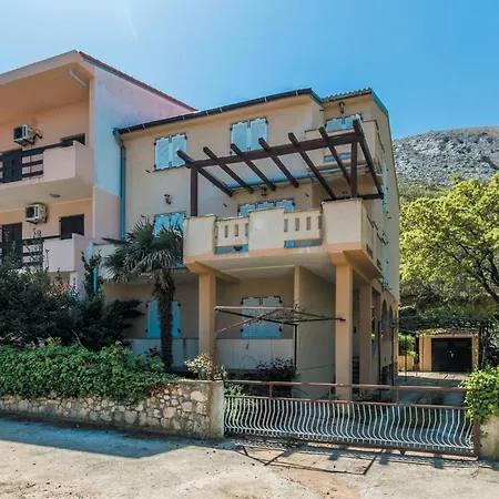 Gorgeous In Bosana With Kitchen Appartement